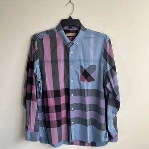 Men’s Burberry casual button up shirt in XXL